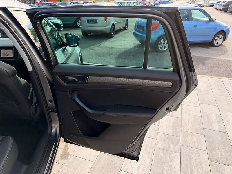 Škoda Kodiaq (2022) STYLE 2.0 TDI 110kW 4x4 DSG - fotka 23 z 35