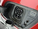 Peugeot 2008 (2021) GT 50 kWh, SoH 85%, Automat - náhled 18