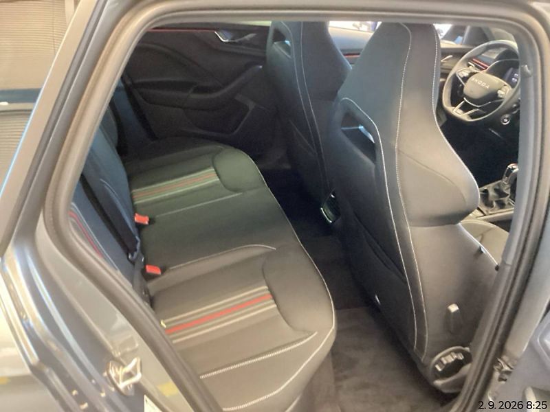 Škoda Scala Monte Carlo 1,5 TSI 110kW DSG7 - fotka 7 z 8