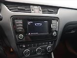 Škoda Octavia (2013) 1.4 TSI, Serv.kniha, Kůže - náhled 15