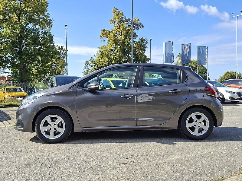 Peugeot 208 ACTIVE 1.2 PT 82k M5 - fotka 4 z 22