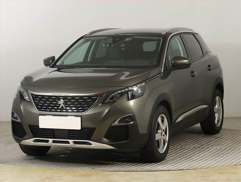 Peugeot 3008 (2020) Allure Pack 1.5 BlueHDi - fotka 2 z 21