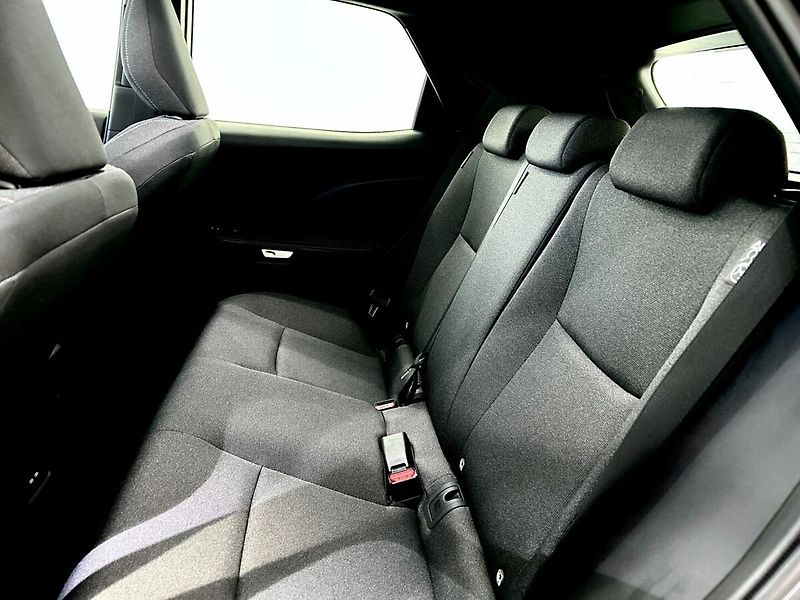 Lexus LBX 1.5L HEV COMFORT PLUS - fotka 9 z 9