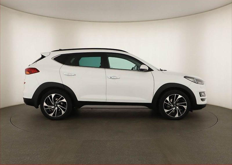 Hyundai Tucson (2019) 2.0 CRDi, 4X4, Automat, Kůže - fotka 6 z 19