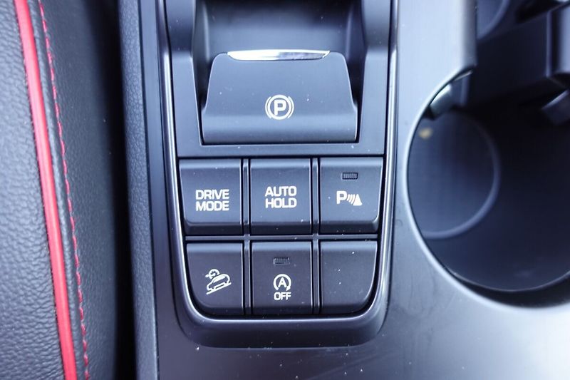 Hyundai Tucson 2,0CRDi A/T 4x4 N-Line - fotka 20 z 32