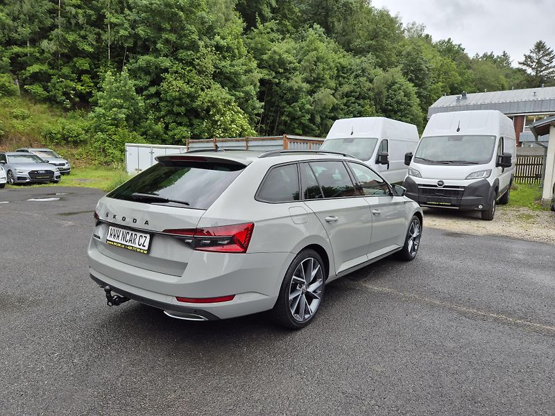 Škoda Superb Combi SPORTLINE 147kw DSG 19AL - fotka 5 z 49