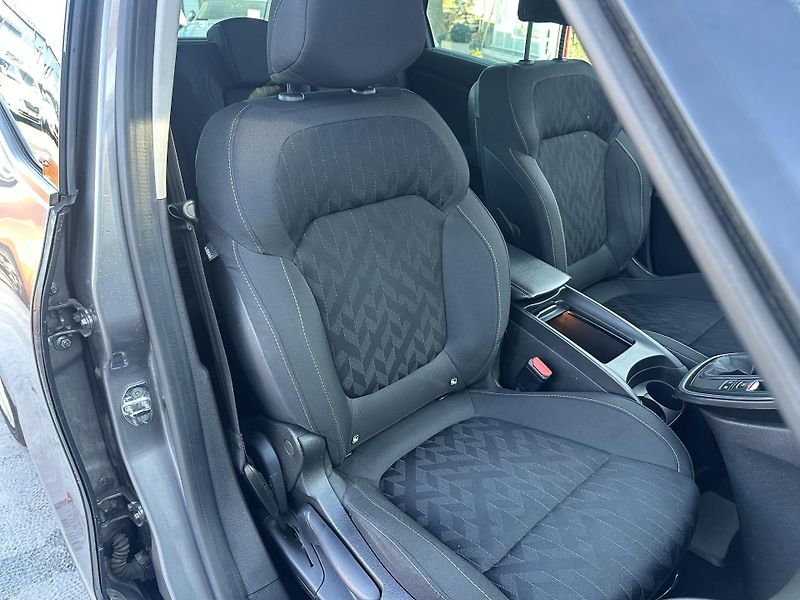 Renault Scénic (2019) 1.3 TCe 103 Kw - fotka 15 z 31