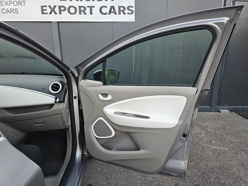 Renault ZOE NAVI,2xKOLA,SERVISKA - fotka 34 z 46