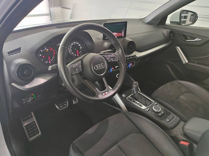 Audi Q2 (2017) 35 TDI (110kW/150k) S tronic, - fotka 6 z 27