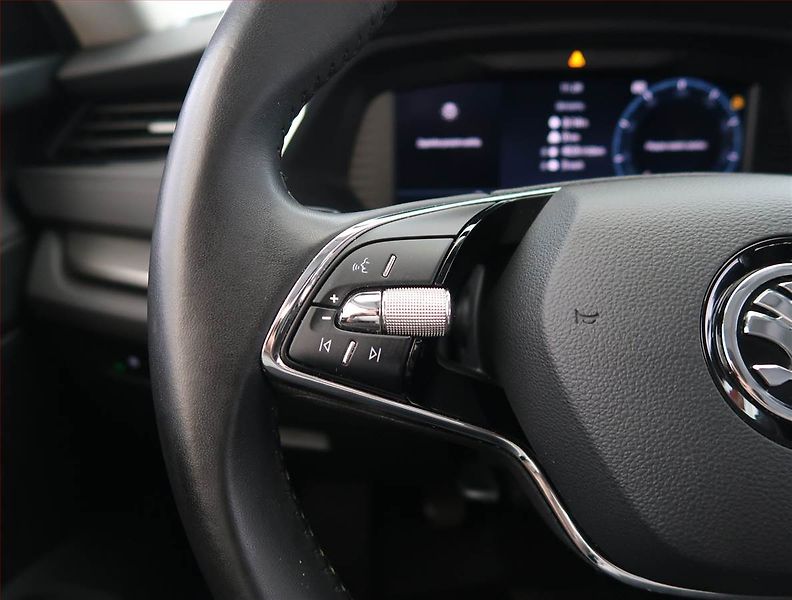Škoda Octavia (2022) Ambition 2.0 TDI, Serv.kniha - fotka 15 z 22