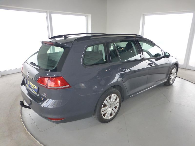 Volkswagen Golf (2014) 1,6TDI*NAVI*TAŽNÉ**ALU**PARK.S - fotka 6 z 26