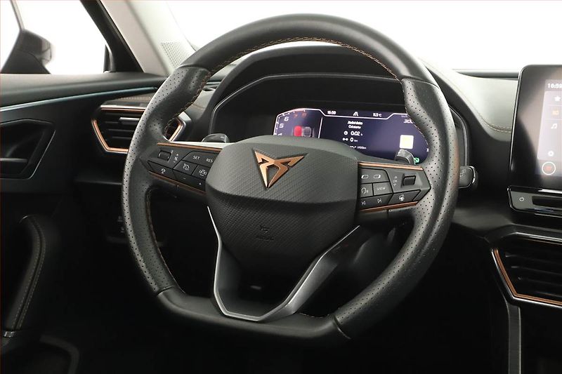 Cupra Formentor (2024) 1.5 TSI - fotka 13 z 15