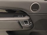 Land Rover Discovery P360 R-DYNAMIC SE AWD AUT CZ - náhled 29
