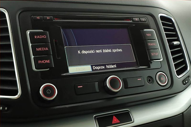 Volkswagen Sharan (2011) 2.0 TDI, 7 míst, Tempomat - fotka 16 z 25