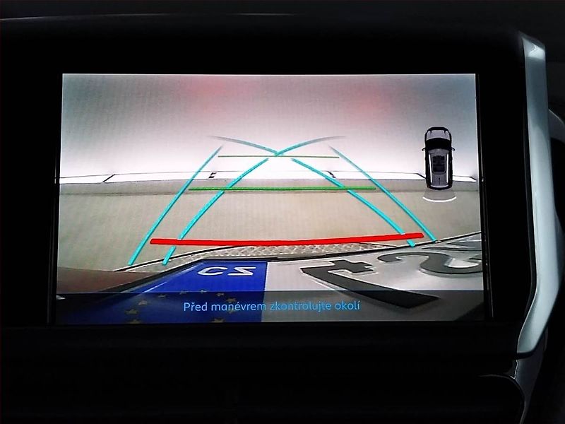Peugeot 2008 (2019) 1.2 PureTech, Tempomat - fotka 16 z 16
