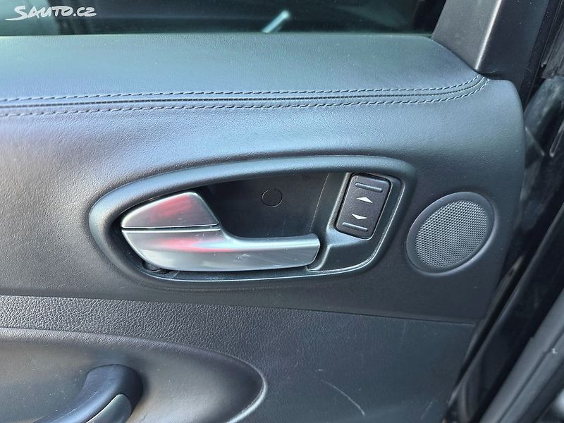 Ford S-MAX 2,2 TDCI 147kW 7míst - fotka 35 z 38