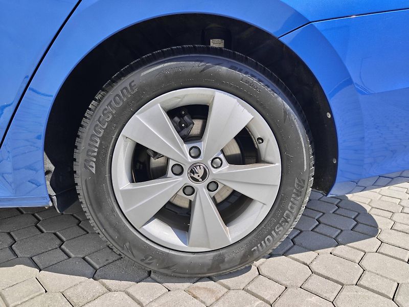 Škoda Octavia Top Selection 7DSG m-HEV 1,5TS - fotka 22 z 25