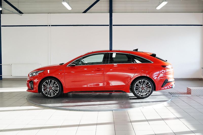 Kia ProCeed - fotka 3 z 29