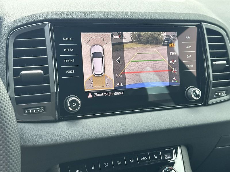 Škoda Karoq (2026) 1.5 TSI DSG Sportline - fotka 20 z 36