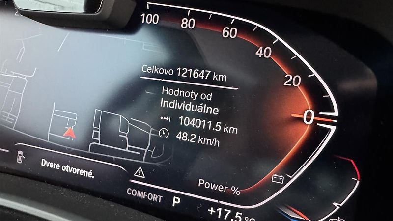 BMW X7 xDrive40i - fotka 15 z 16