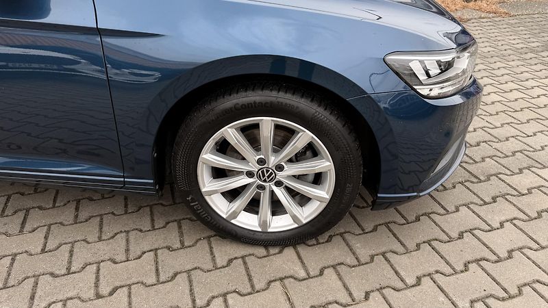 Volkswagen Passat (2023) 2.0TDI,DSG,ZÁRUKA,LED,DIESEL - fotka 39 z 60