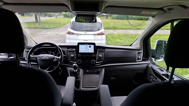 Ford Tourneo Custom (2018) - fotka 8 z 13