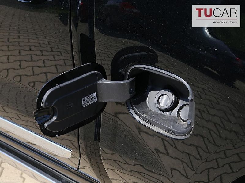 Chevrolet Silverado (2025) High Country 6.2 V8  - fotka 16 z 47