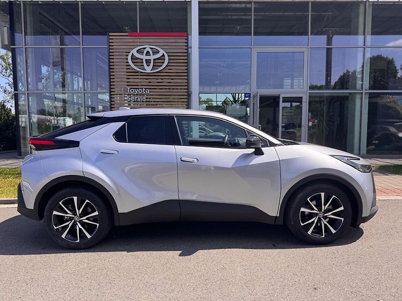 Toyota C-HR 1.8 Style - fotka 2 z 13