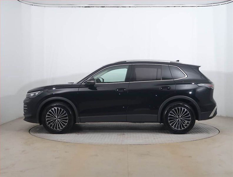 Volkswagen Tiguan (2024) 2.0 TDI - fotka 3 z 23