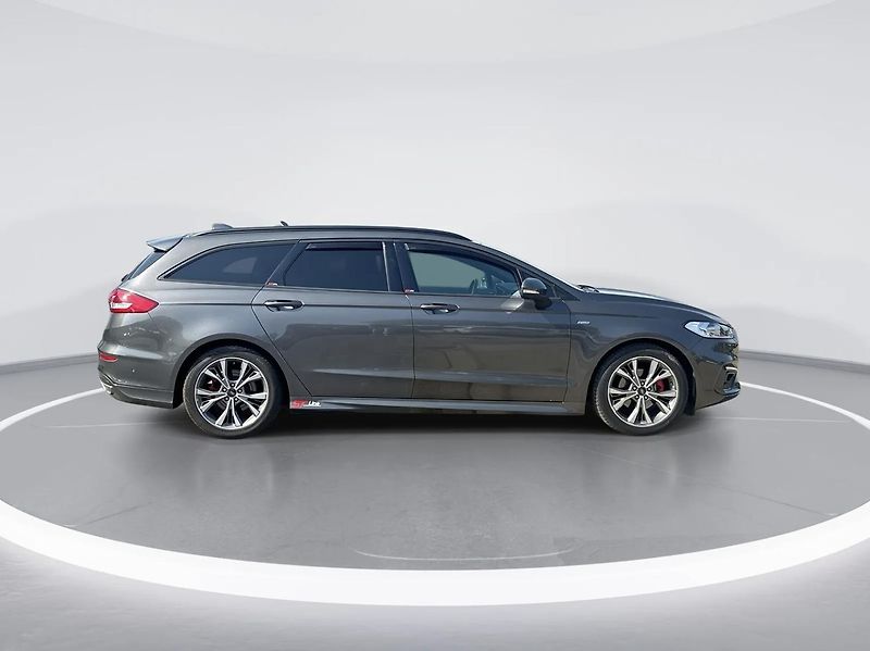 Ford Mondeo (2020) 2.0 HEV 138 kW eCVT ST-Line - fotka 6 z 19