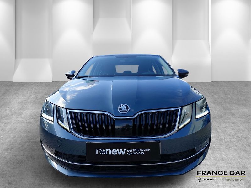 Škoda Octavia (2020) 1,5 TSi 110 kW Style DSG - fotka 2 z 24