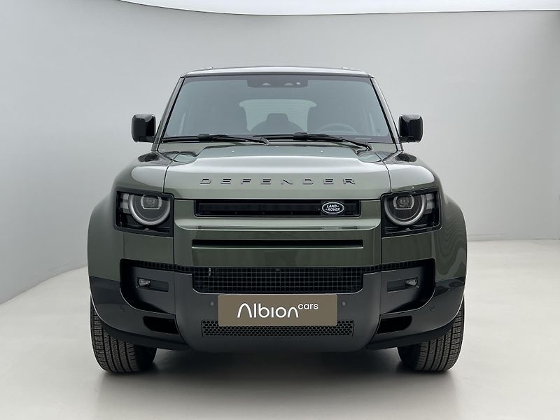 Land Rover Defender (2026) 110 D250 X-DYNAMIC SE AWD Aut - fotka 2 z 48