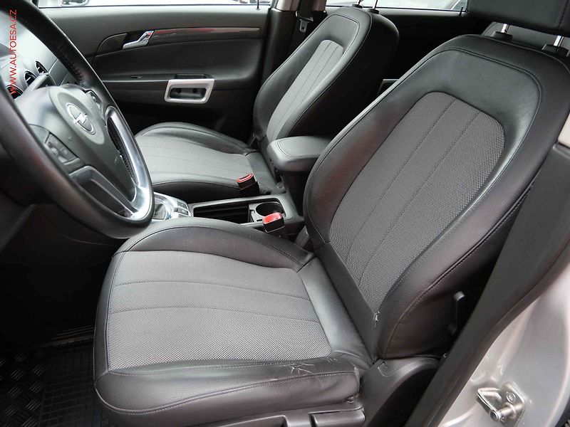 Opel Antara (2011) 2.4 16V - fotka 9 z 20