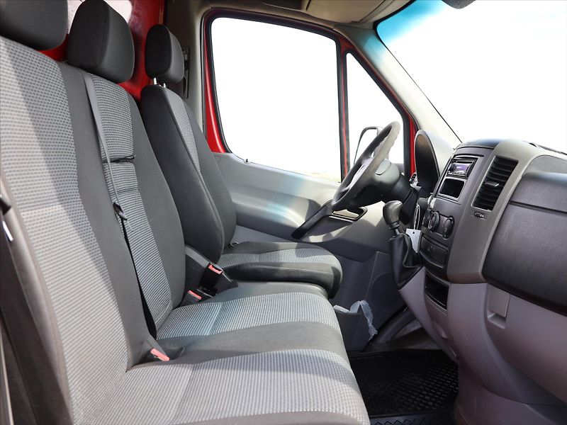 Mercedes-Benz Sprinter 2,1 CDI 120kW CZ DPH - fotka 11 z 29