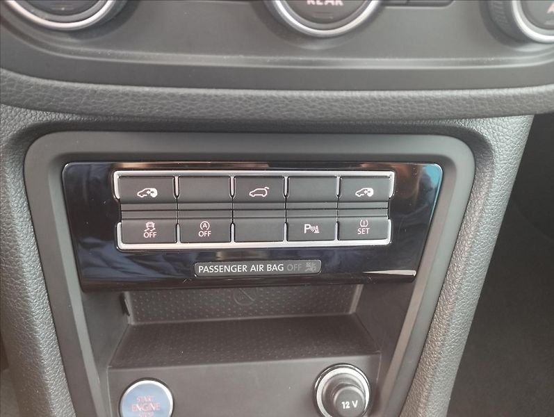 Volkswagen Sharan 2,0 TDi 110KW - fotka 13 z 21