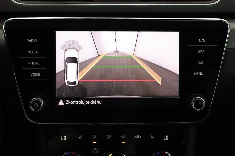 Škoda Superb (2019) Style 2.0 TDI, Automat, Kůže - fotka 15 z 20