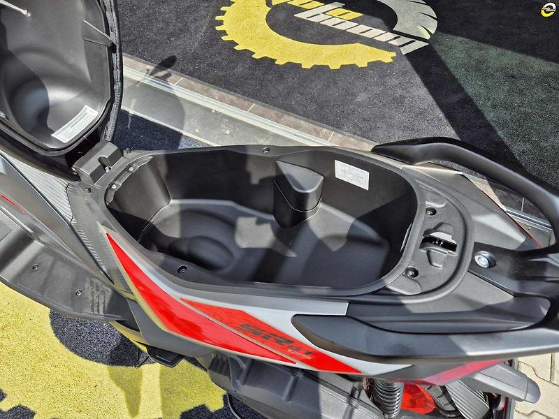Aprilia SR GT 125 (2026) SPORT - fotka 58 z 62