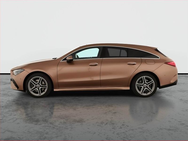 Mercedes-Benz CLA (2023) AMG Paket 250 e - fotka 3 z 20