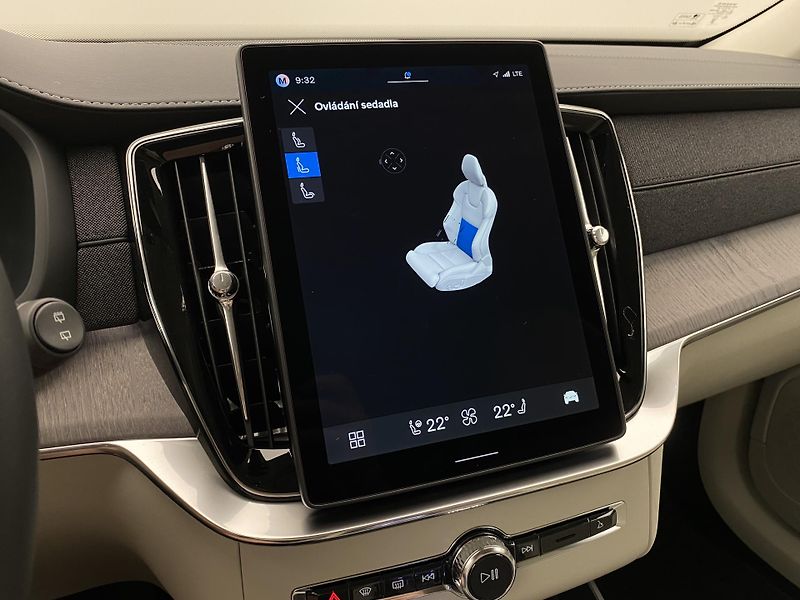 Volvo XC90 (2026) T8 AWD RECHARGE BRIGHT PLUS 7m - fotka 67 z 71