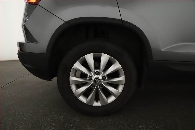 Škoda Karoq (2024) Style 1.5 TSI - fotka 15 z 15