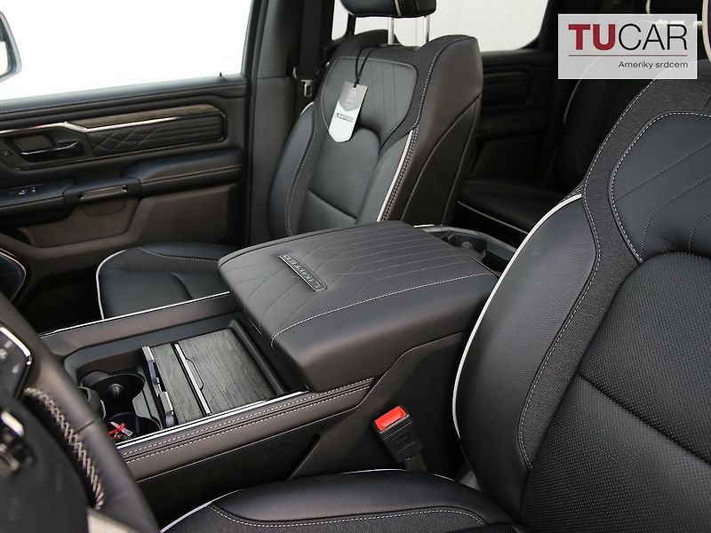 Dodge RAM (2025) 1500 Limited 3.0 I6 550 hP - fotka 41 z 54