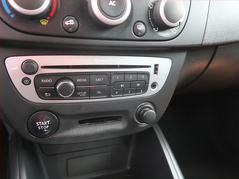 Renault Mégane (2012) 1.6 dCi, nová STK - fotka 15 z 15