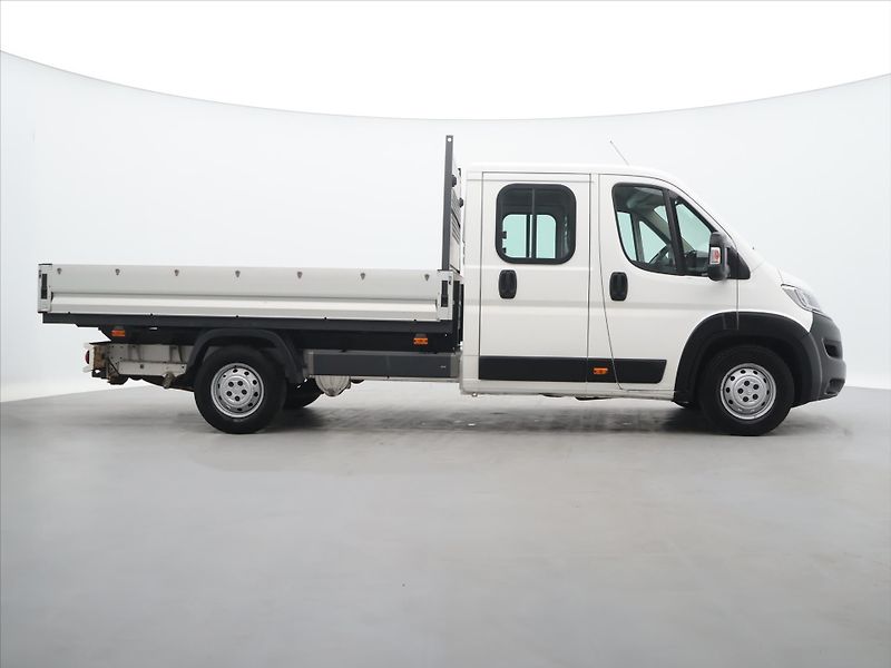 Citroën Jumper 2,0 BlueHDI 120kW L4 7-Míst DP - fotka 8 z 22