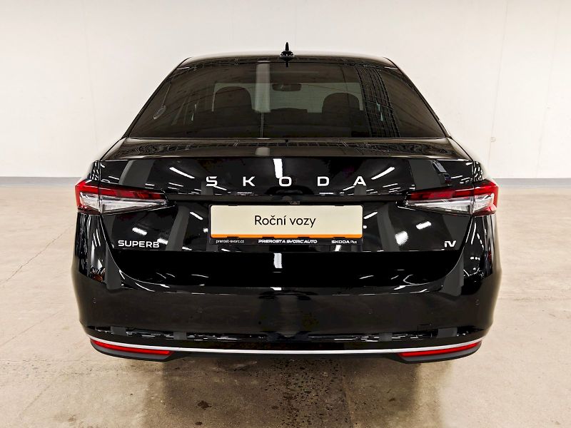 Škoda Superb (2025) iV 1.5 TSI 150 kW DSG L&K - fotka 30 z 32