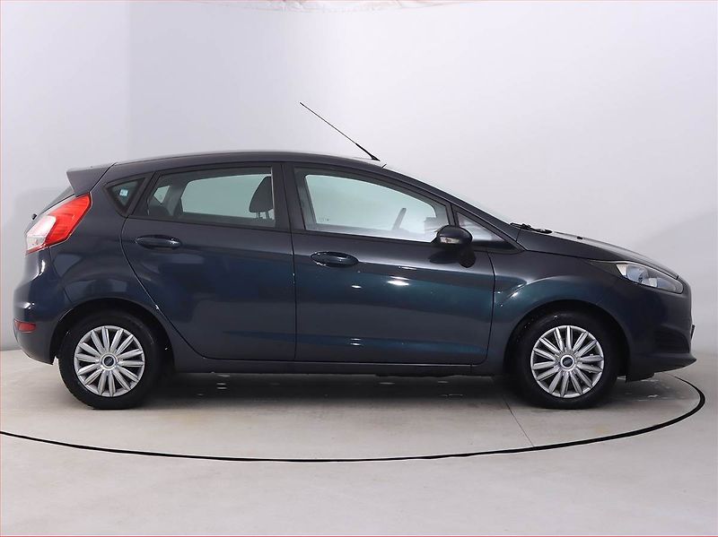 Ford Fiesta (2013) 1.6 TDCi, Serv.kniha, nová STK - fotka 6 z 15