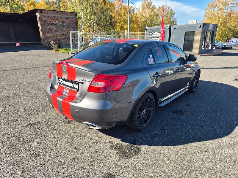 Suzuki Kizashi 2.4i 131kw,LPG,4WD,WEBASTO - fotka 5 z 24