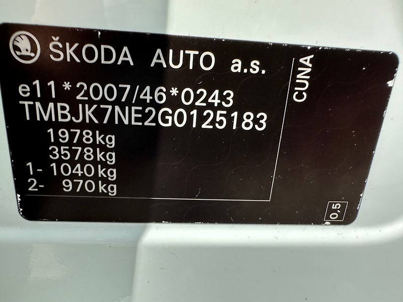 Škoda Octavia (2015) RS 2,0TDI 135kw DSG - fotka 14 z 28