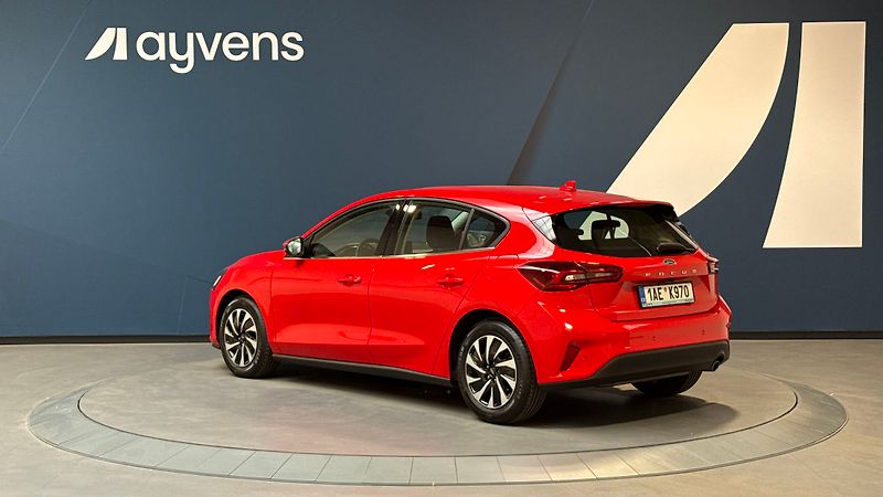 Ford Focus 1.0 EcoBoost mHEV 114kW Titani - fotka 3 z 13