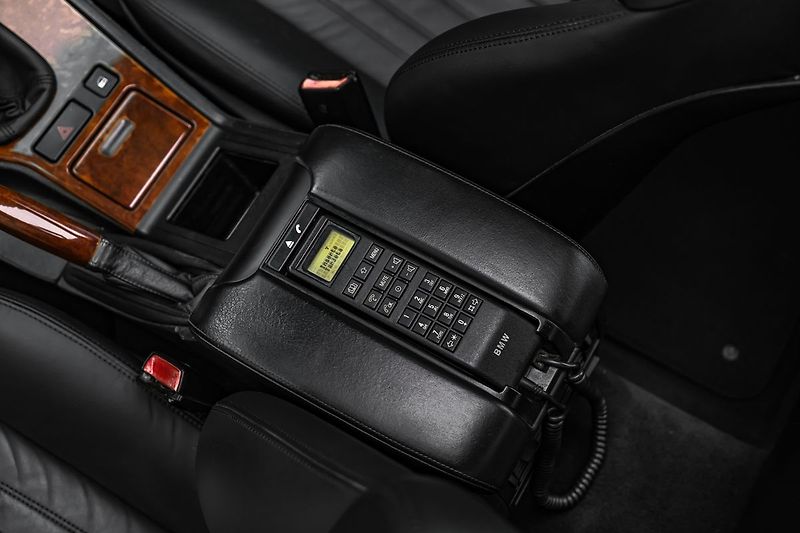 BMW M5 - fotka 18 z 22