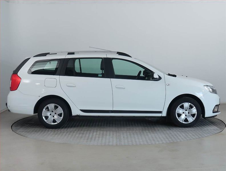 Dacia Logan (2018) 1.0 SCe, ČR,1.maj - fotka 6 z 14